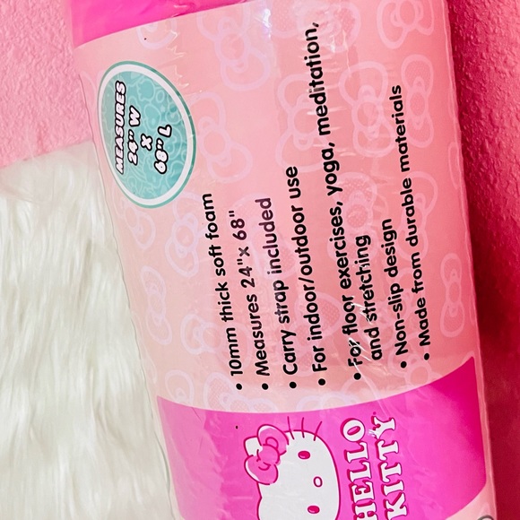 Hello Kitty Exercise Mat - Picture 3 of 4